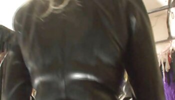 Dia vídeo de pornô com mulher bem gostosa de Spa em casa