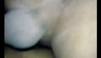 Adolescente tenso, vídeo pornô bem safado Natsuki Shino, sente um pau em cada um de seus buracos