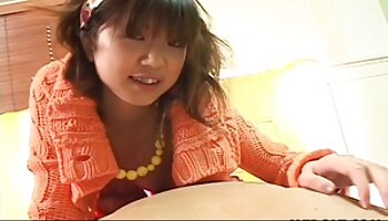 A adolescente Sheena Ryder implora por vídeo pornô das novinha bem gostosa pau na igreja