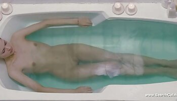 Zoey Monroe quero ver um filme pornô bem gostoso e Danica Dillon fazendo amor íntimo