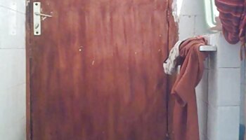 Ts Skye leva uma pancada vídeo de pornô bem safado na bunda