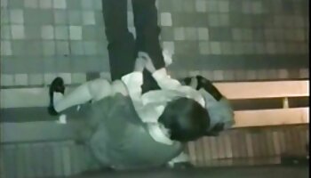 Esposa do Reino quero vídeo pornô bem gostoso Unido em busca de cachorros_240p