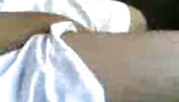 VR BANGERS vídeo pornô mulher bem novinha Sobremesa cremosa com namorada loira sexy