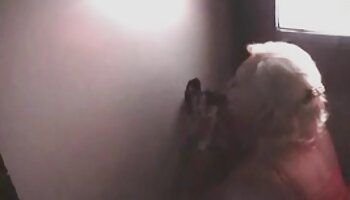 Young Libertines - Bell vídeo pornô de mulher bem gostosa Knock - Uma delícia pequenininha