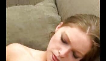 A adolescente super gostosa Avery Adair transa com quero vídeo pornô bem gostoso sua amiga stepbros por creampie
