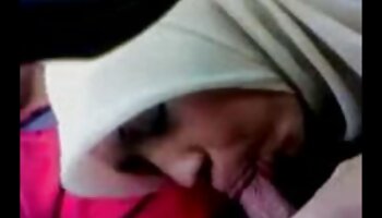 VR BANGERS Treinador experiente e feroz dá ao seu pau vídeo de pornô bem gostoso um treino duro