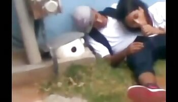 Mulher vídeo pornô sexo bem gostoso britânica idosa sexy vibrando com sua buceta peluda