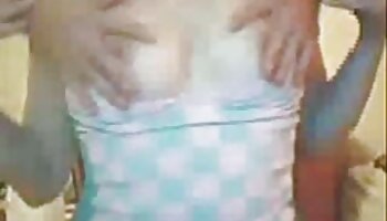 TS Yasmin Fontes alcança satisfação transexual com uma vídeo pornô bem safado máquina de foder
